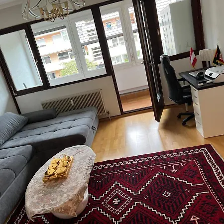 Ein Zimmerwohnung Apartman *